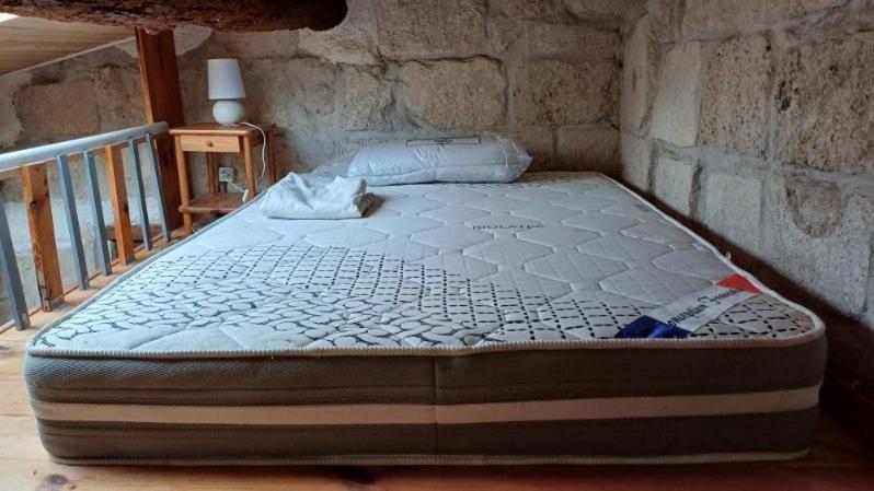 Appartement Chaleureux Dans Une Maison En Pierre Mireval Buitenkant foto