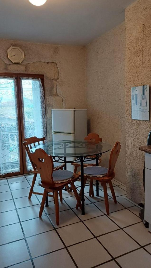 Appartement Chaleureux Dans Une Maison En Pierre Mireval Buitenkant foto
