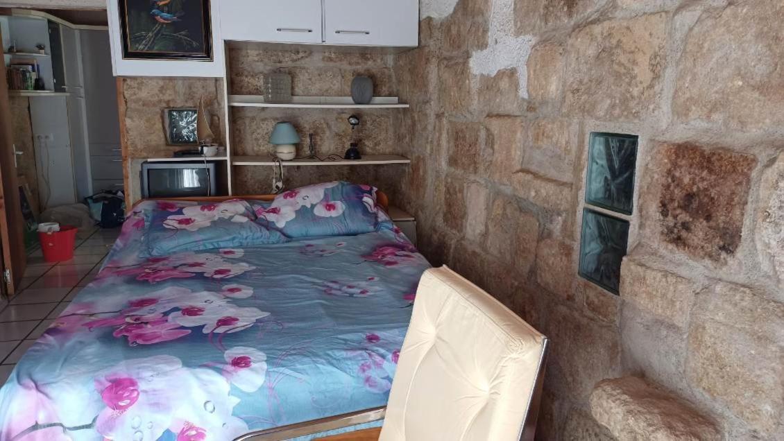 Appartement Chaleureux Dans Une Maison En Pierre Mireval Buitenkant foto